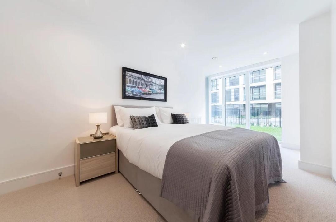 Large Modern 1 Bed Canary Wharf With Great Transport Links Appartamento