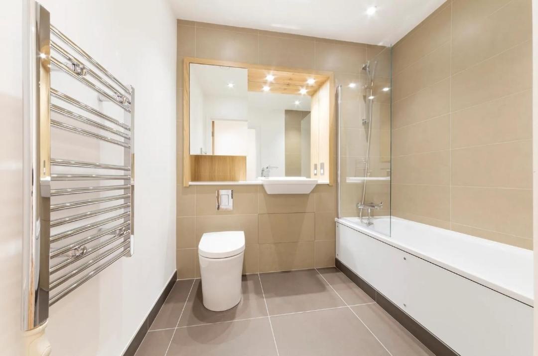 Appartamento Large Modern 1 Bed Canary Wharf With Great Transport Links Londra